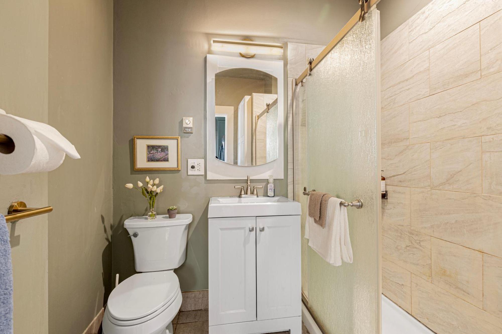 Vintage 3 Bedroom Home In Prime Eastlake Seattle With Private Parking Esterno foto